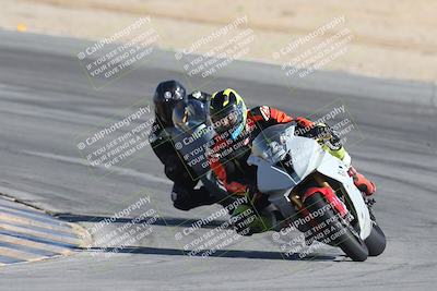 media/Sep-20-2025-Race Pace (Sat) [[d4e1b33f4d]]/Non Verified/Turn 10 (10am)/